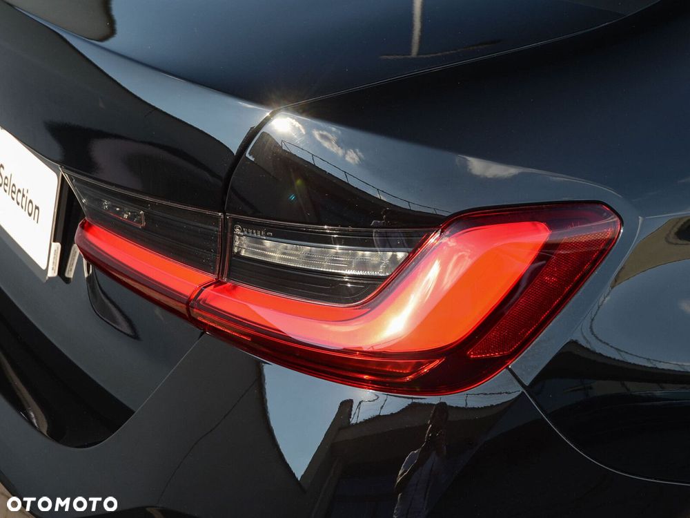 BMW Seria 3 318i - 16