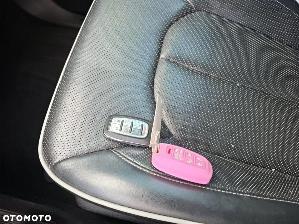 Chrysler Pacifica - 15