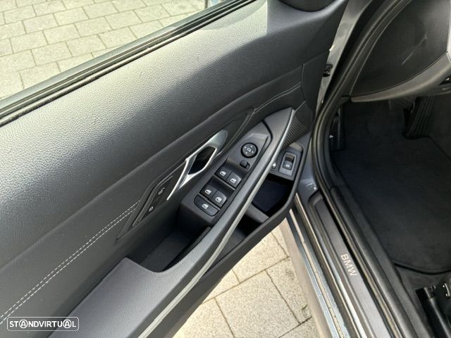 BMW 320 e Line Sport Auto - 13