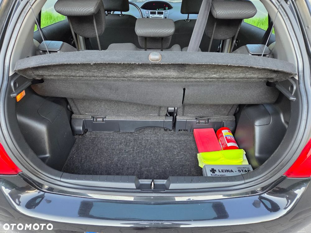 Toyota Yaris - 7