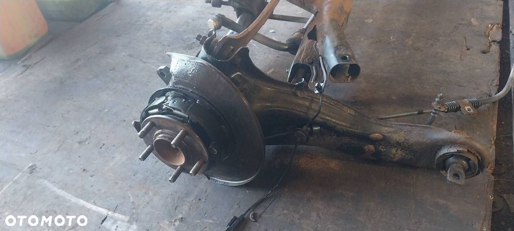 KOMPLETNE ZAWIESZENIE BELKA SANKI TYŁ MITSUBISHI OUTLANDER II - 5