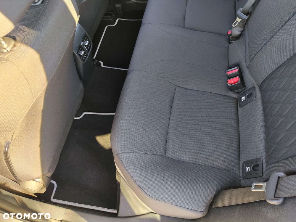 Toyota Corolla 1.5 Comfort - 19