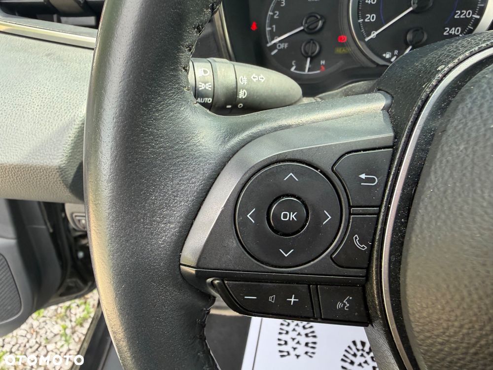 Toyota Corolla 1.8 Hybrid Comfort - 19