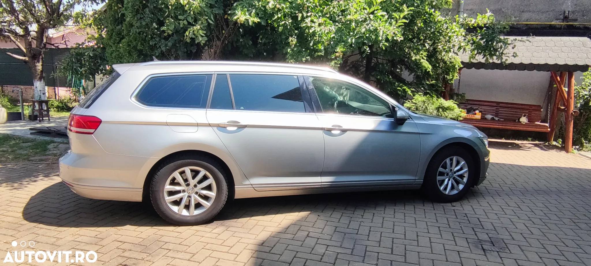 Volkswagen Passat Variant 2.0 TDI DSG Comfortline - 5