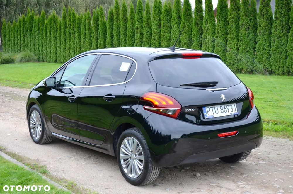 Peugeot 208 PureTech 110 Stop & Start EAT6 Allure - 3