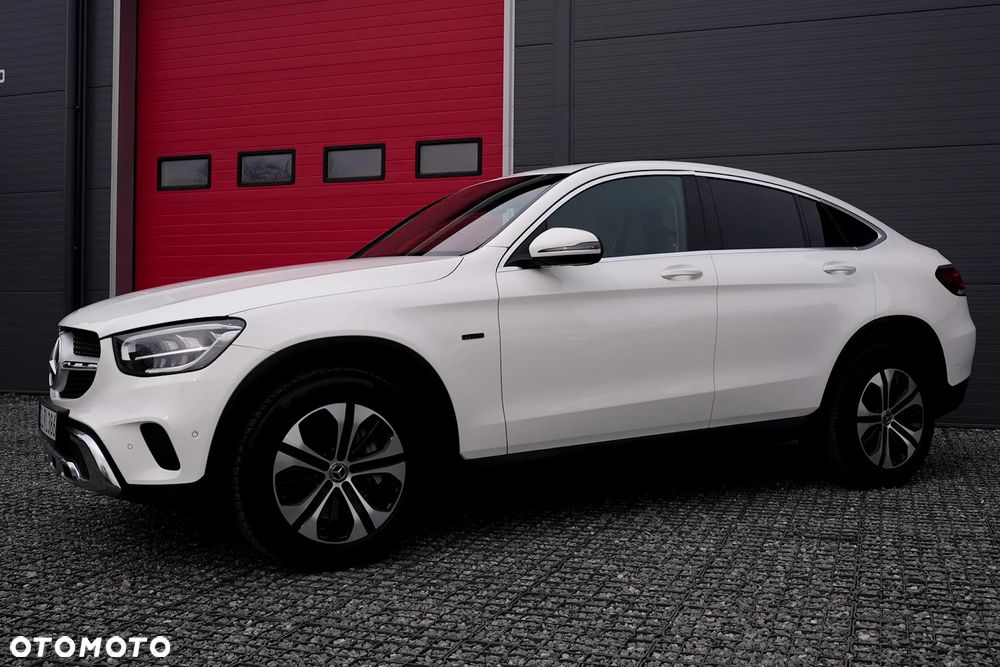 Mercedes-Benz GLC 300 de 4-Matic Business Edition - 8
