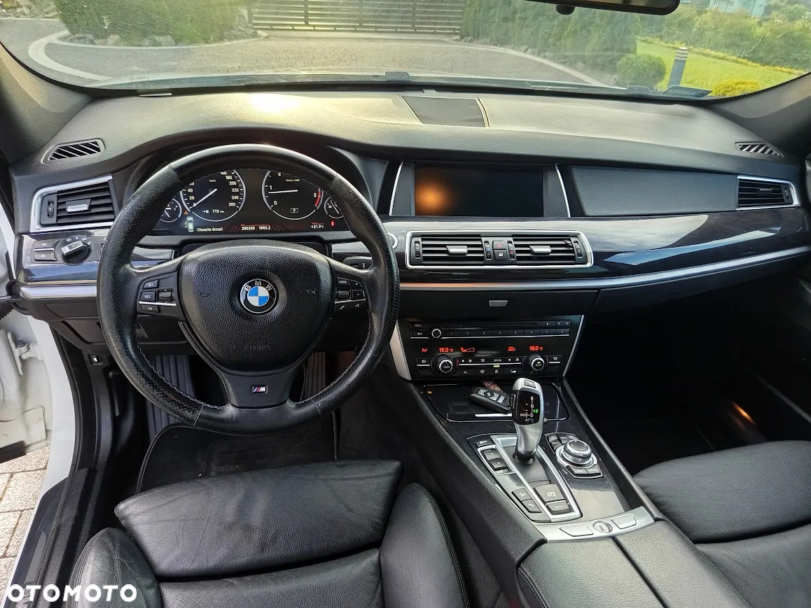BMW 5GT 530d xDrive - 14