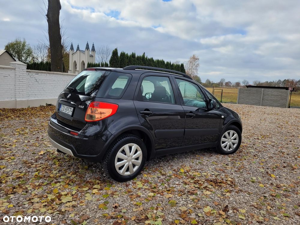 Suzuki SX4 1.5 Comfort - 8