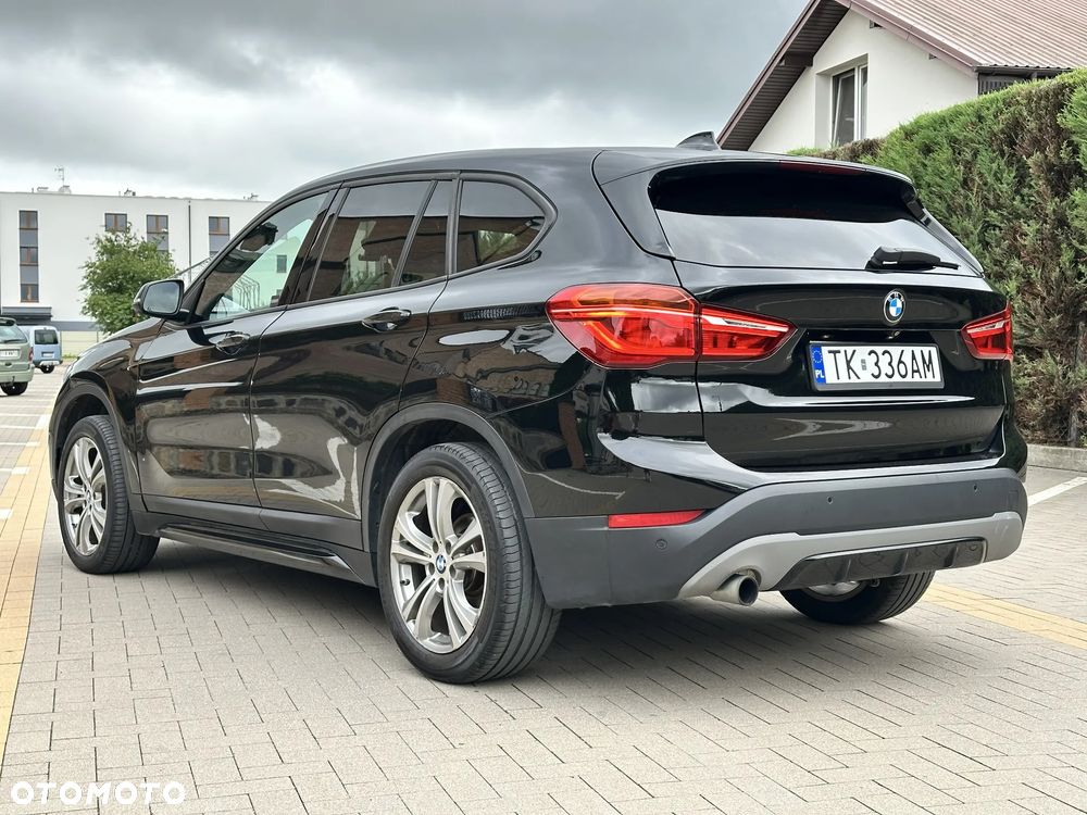 BMW X1 xDrive18d Sport Line - 31