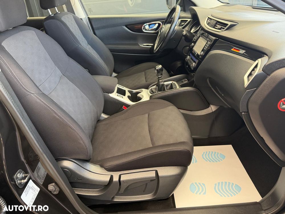 Nissan Qashqai 1.6L dCi Start/Stop 4X4-i N-Connecta - 12