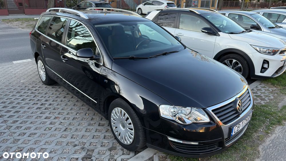Volkswagen Passat 2.0 FSI Individual - 15