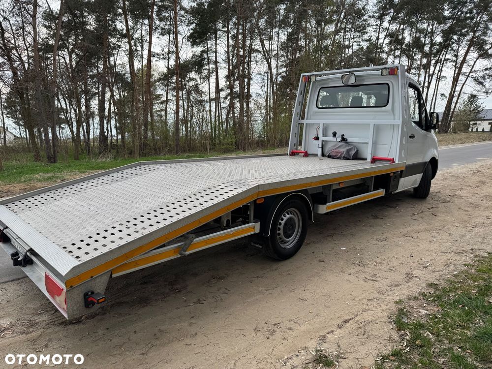 Mercedes-Benz Sprinter - 3