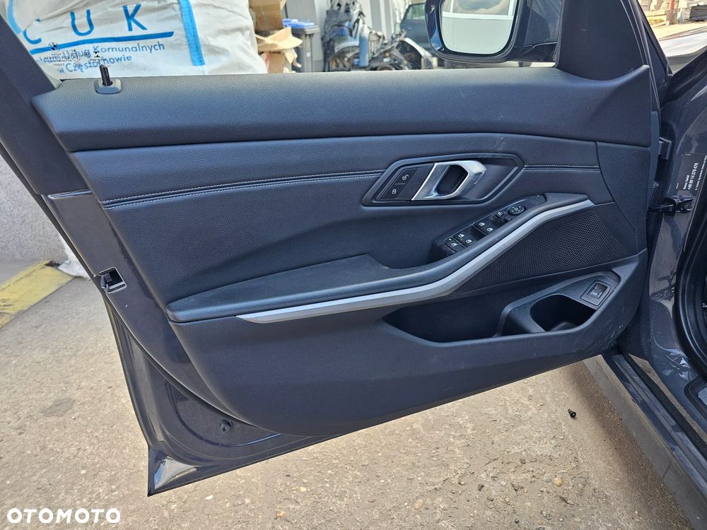 BMW Seria 3 320d Advantage - 29