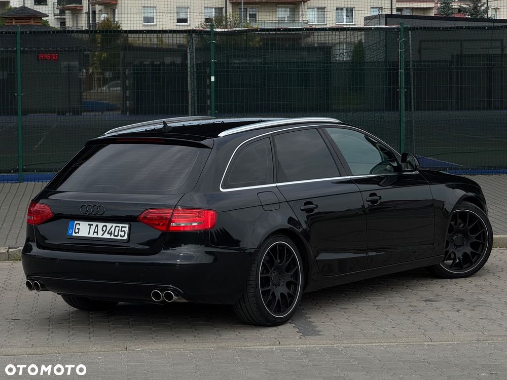 Audi A4 Avant 2.0 TDI Limited Edition - 3