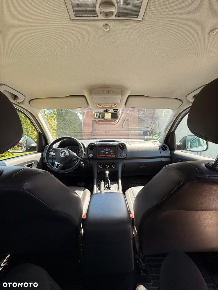 Volkswagen Amarok - 11