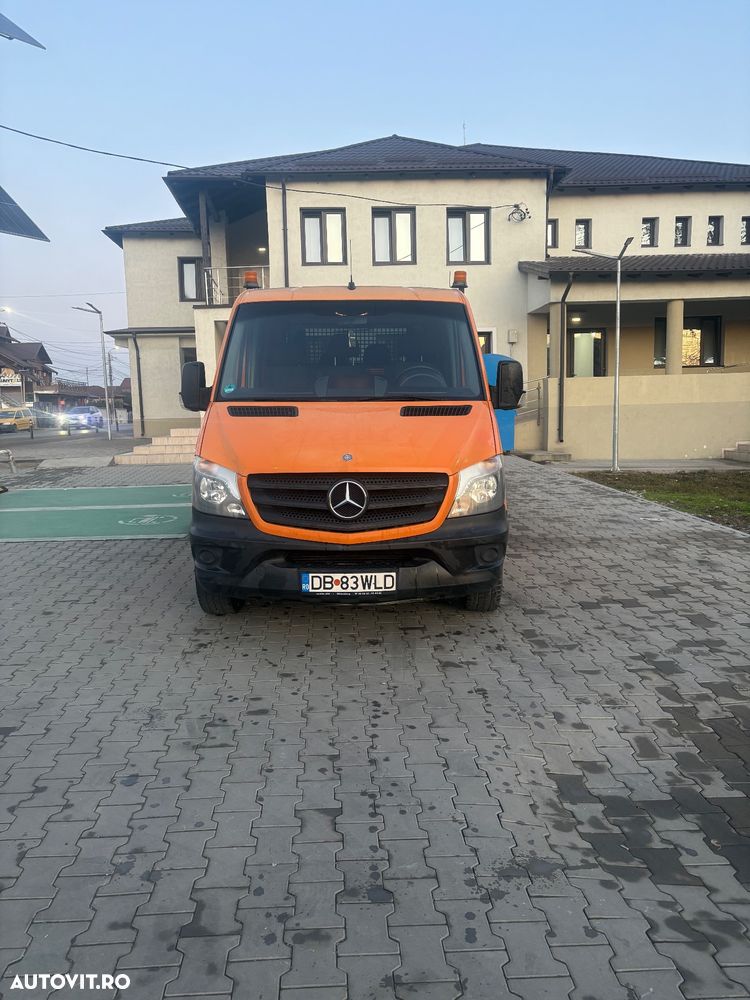 Mercedes-Benz Sprinter - 1