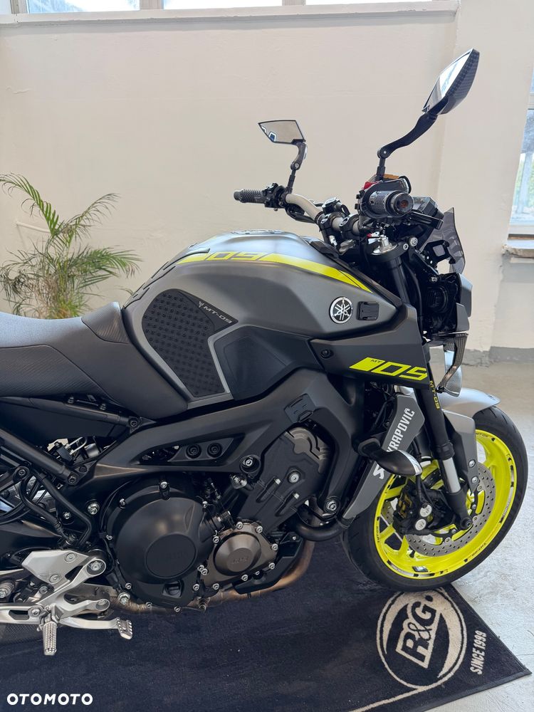 Yamaha MT - 11
