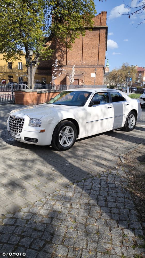 Chrysler 300C 2.7 V6 - 1