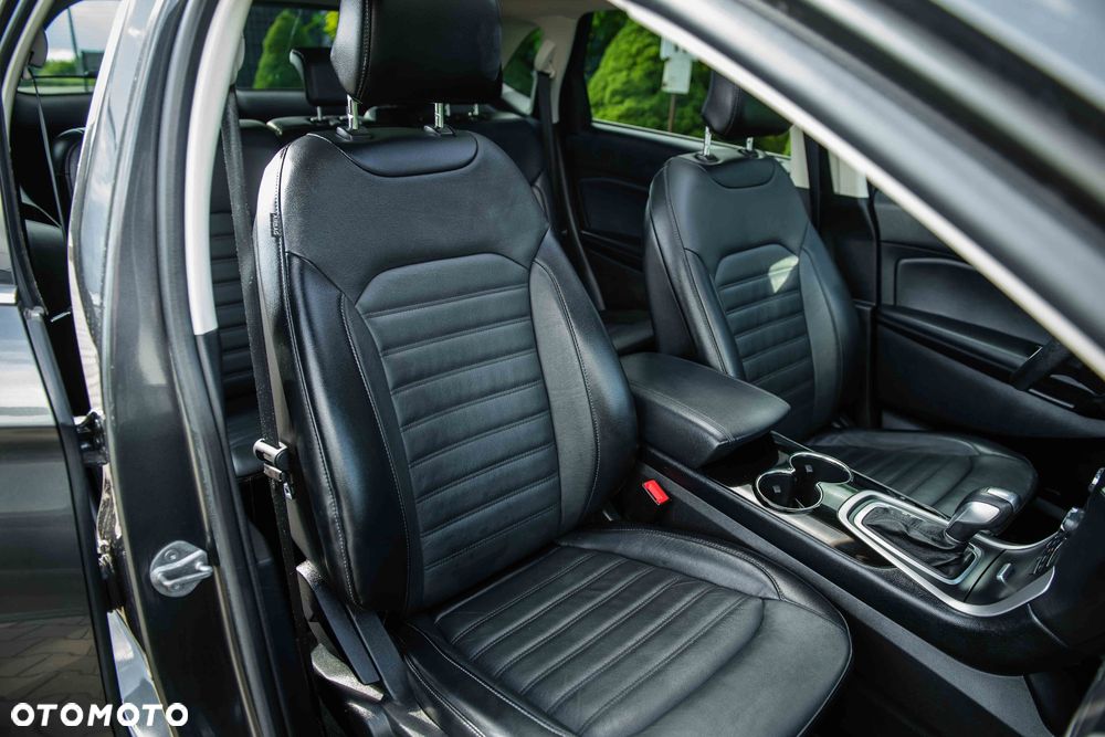 Ford Edge - 22
