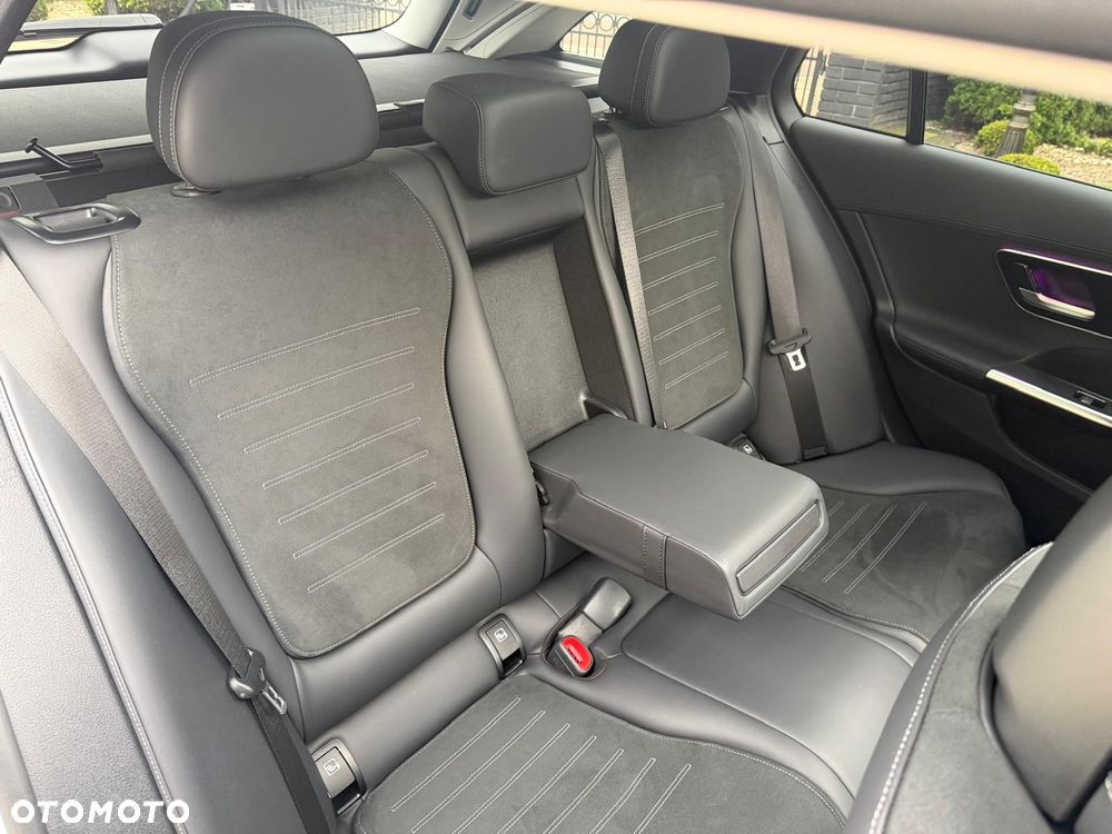 Mercedes-Benz Klasa C 220 d 9G-TRONIC AMG Line - 7