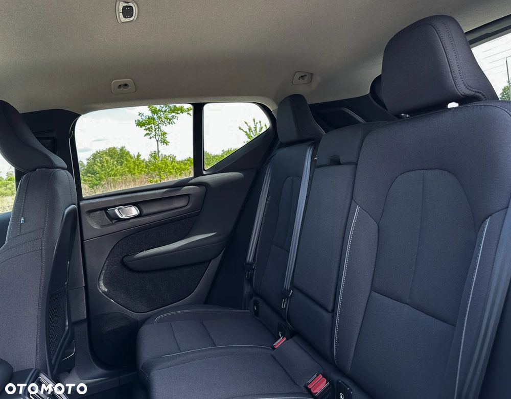Volvo XC 40 - 35