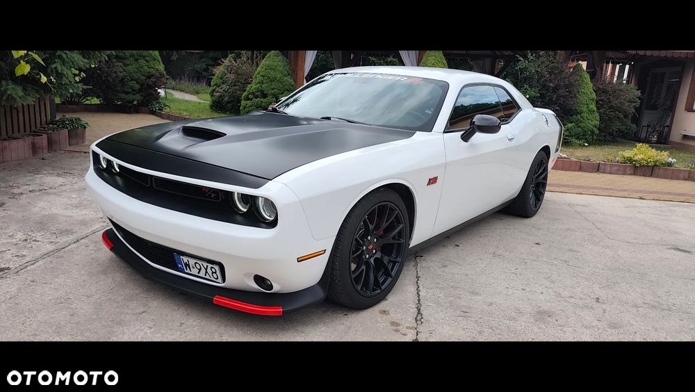 Dodge Challenger 5.7 R/T - 1