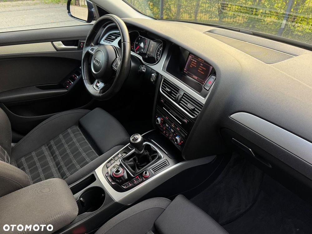 Audi A4 Avant 2.0 TDI DPF S line Sportpaket - 35
