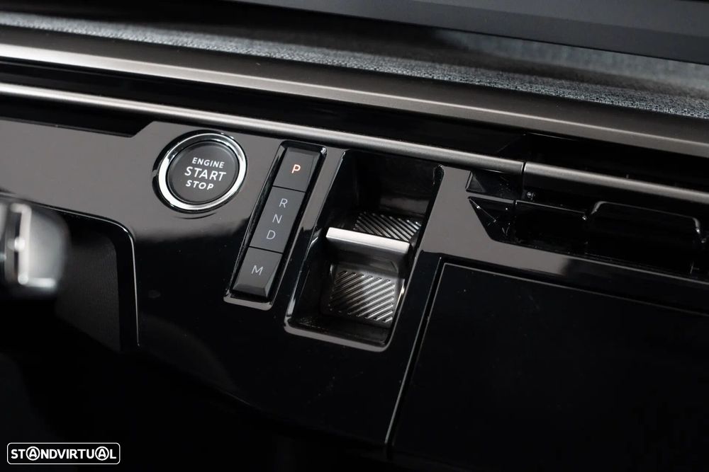 Peugeot 3008 1.2 Hybrid Allure Pack e-DCS6 - 29