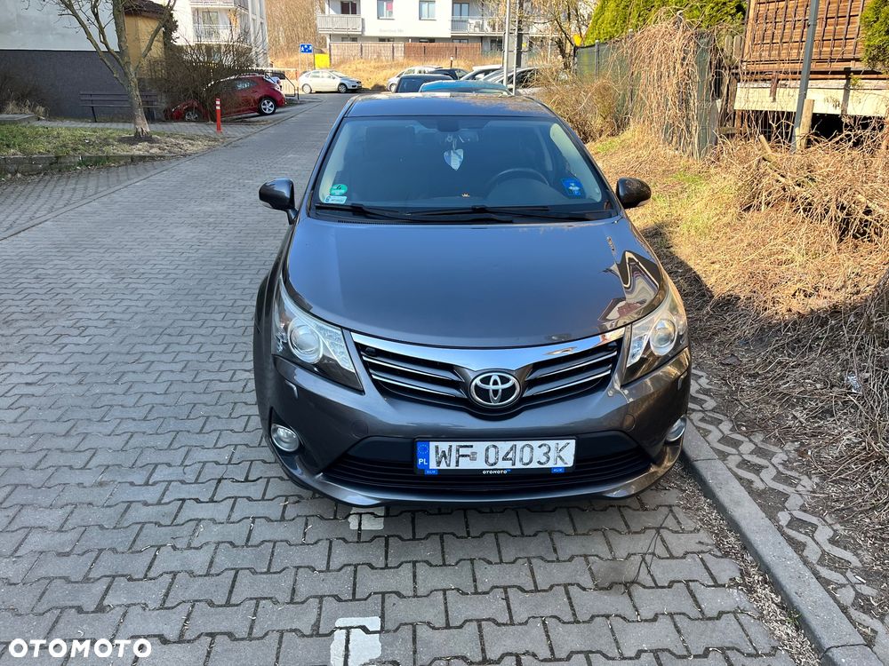 Toyota Avensis 1.8 Premium - 1