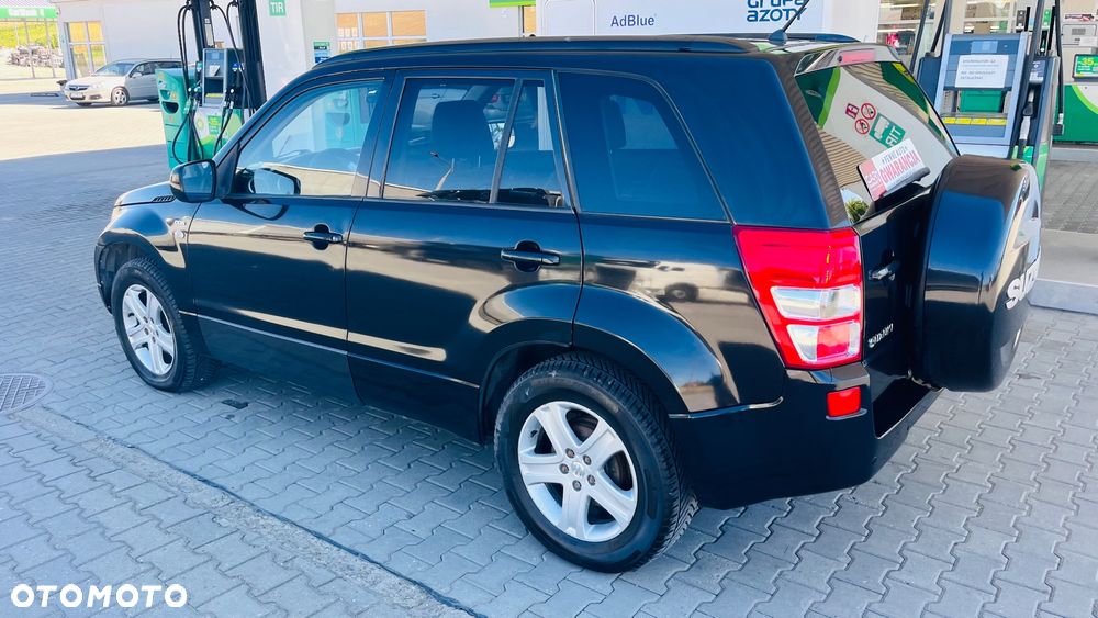Suzuki Grand Vitara 1.9 DDiS Premium EU5 - 3