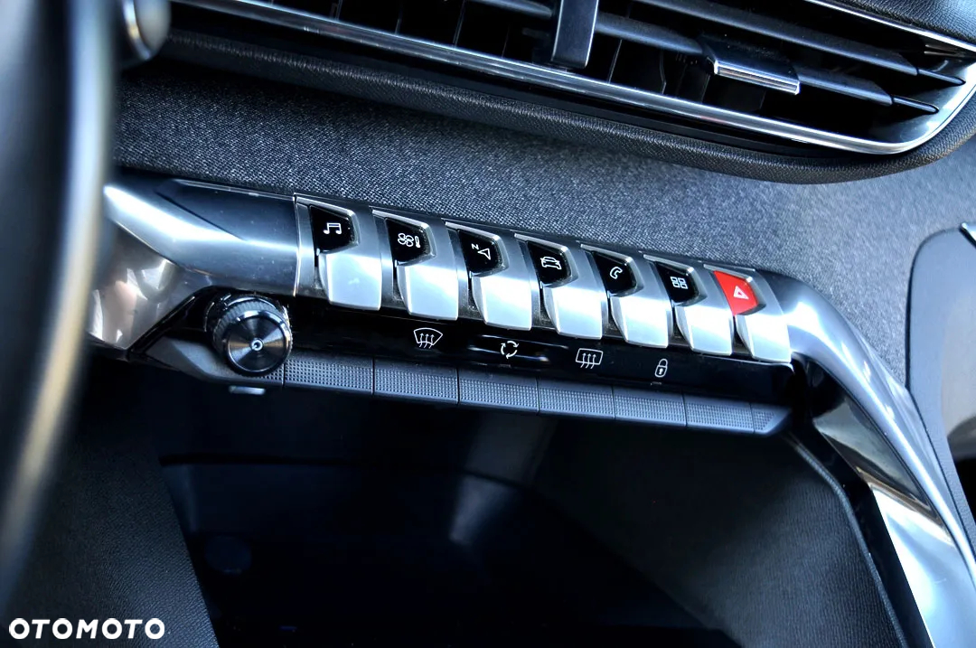 Peugeot 3008 PureTech 130 Stop & Start GPF Allure - 26