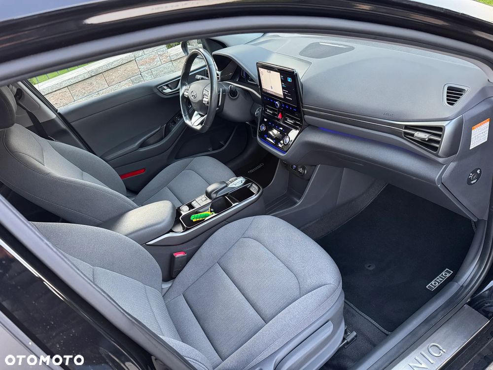 Hyundai IONIQ electric Premium - 9