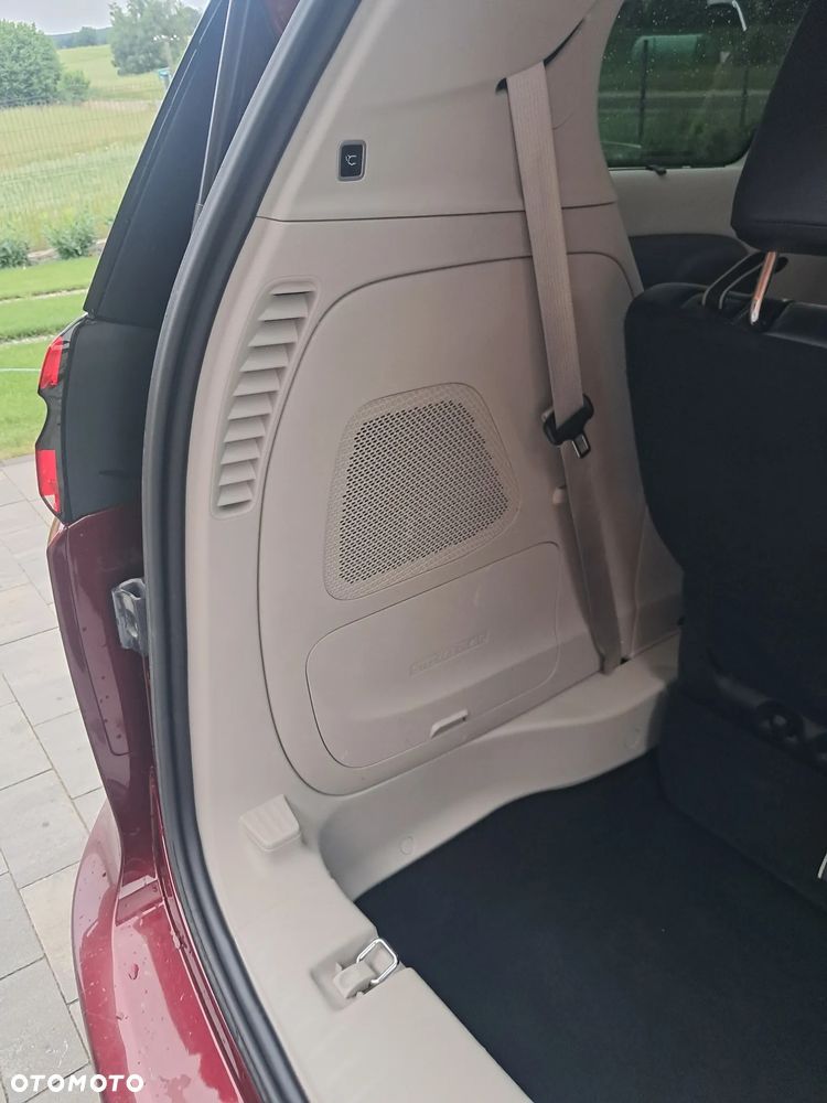 Chrysler Pacifica - 19
