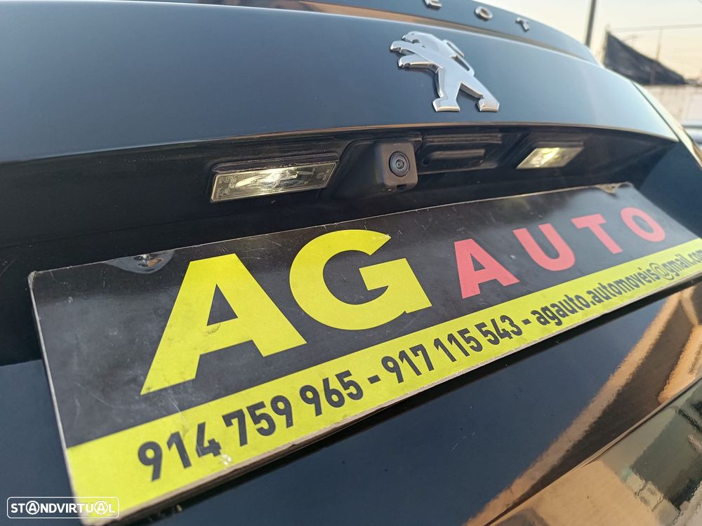 Peugeot e-2008 Allure Pack - 21