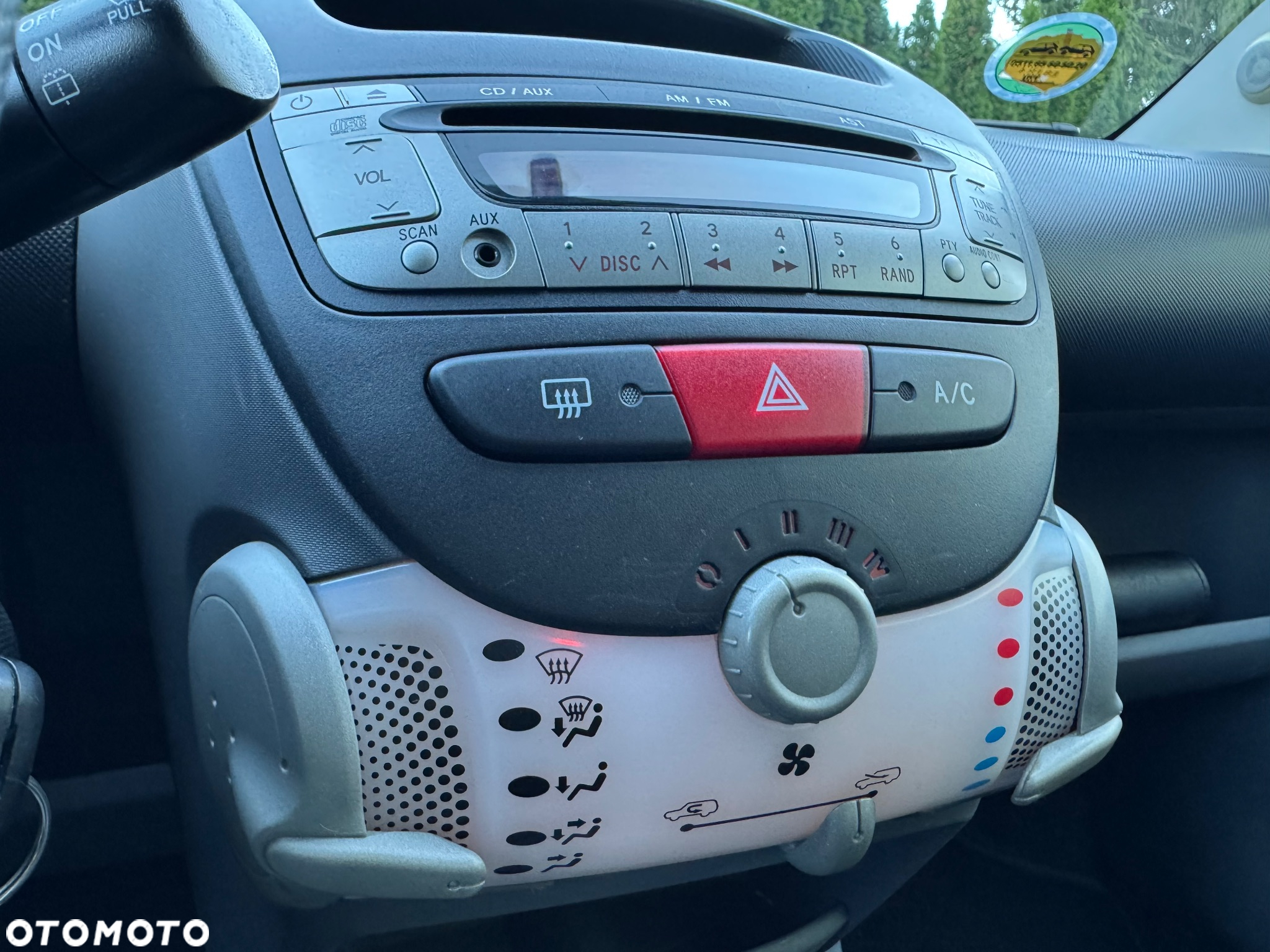 Toyota Aygo 1.0 VVT-i Sol MM - 35