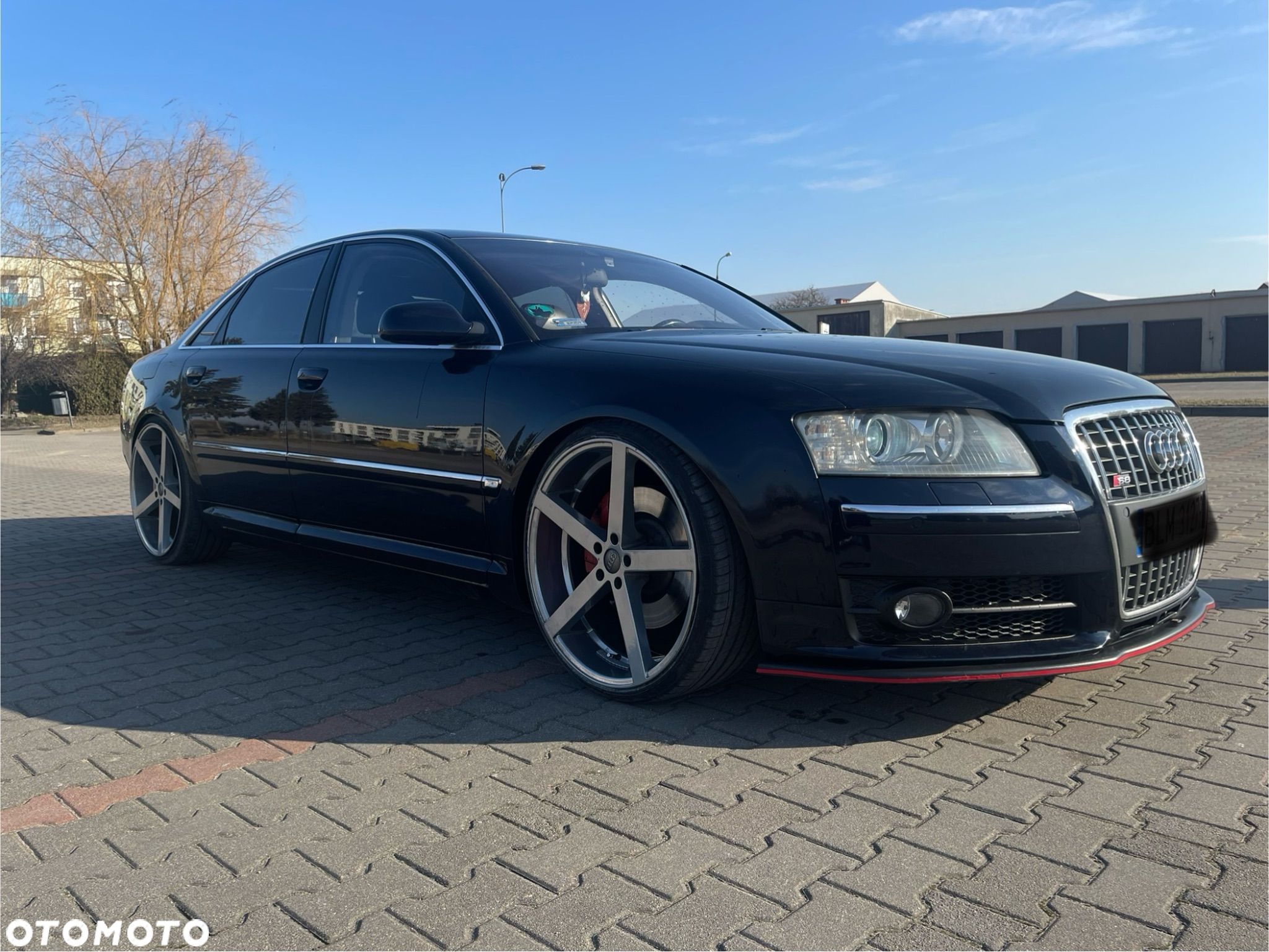 Audi A8 3.7 Quattro - 1