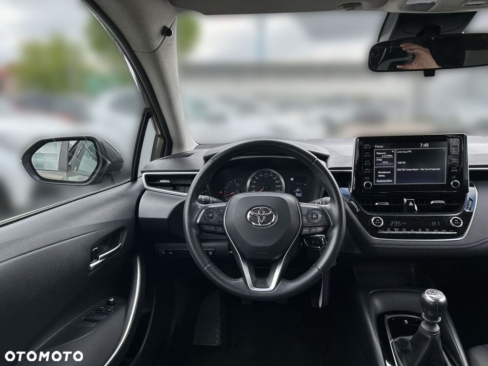 Toyota Corolla - 10