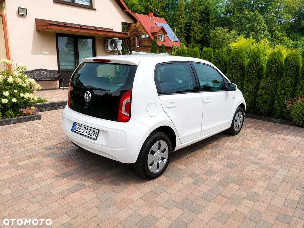 Volkswagen up! 1.0 street - 2