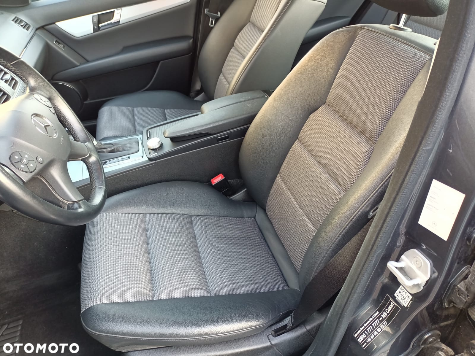 Mercedes-Benz Klasa C 180 BlueEFFICIENCY 7G-TRONIC Avantgarde - 11