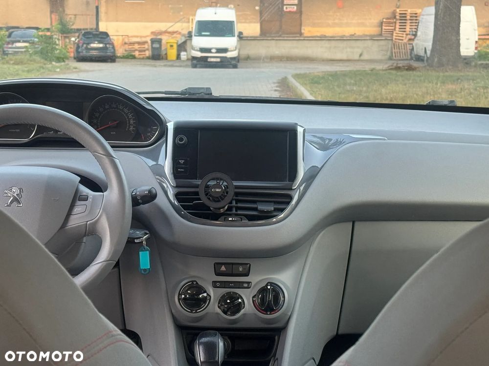 Peugeot 208 68 VTI Active - 13