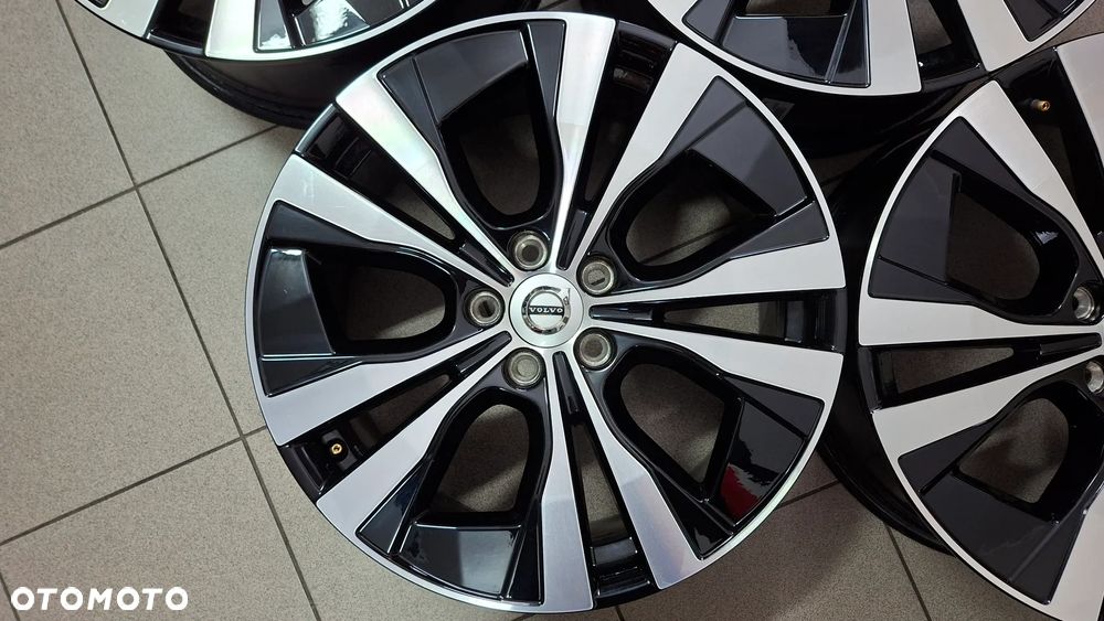 Felgi Aluminiowe 18 Volvo XC 60 V90 Cross Country 5x108 ET 50.5 - 2