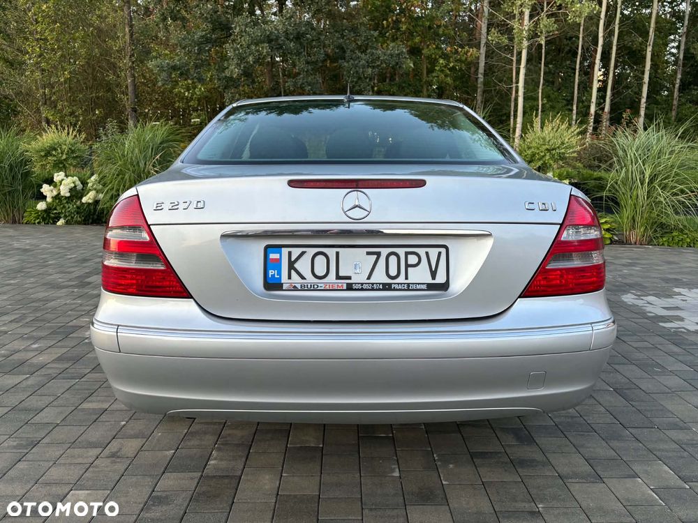 Mercedes-Benz Klasa E - 7