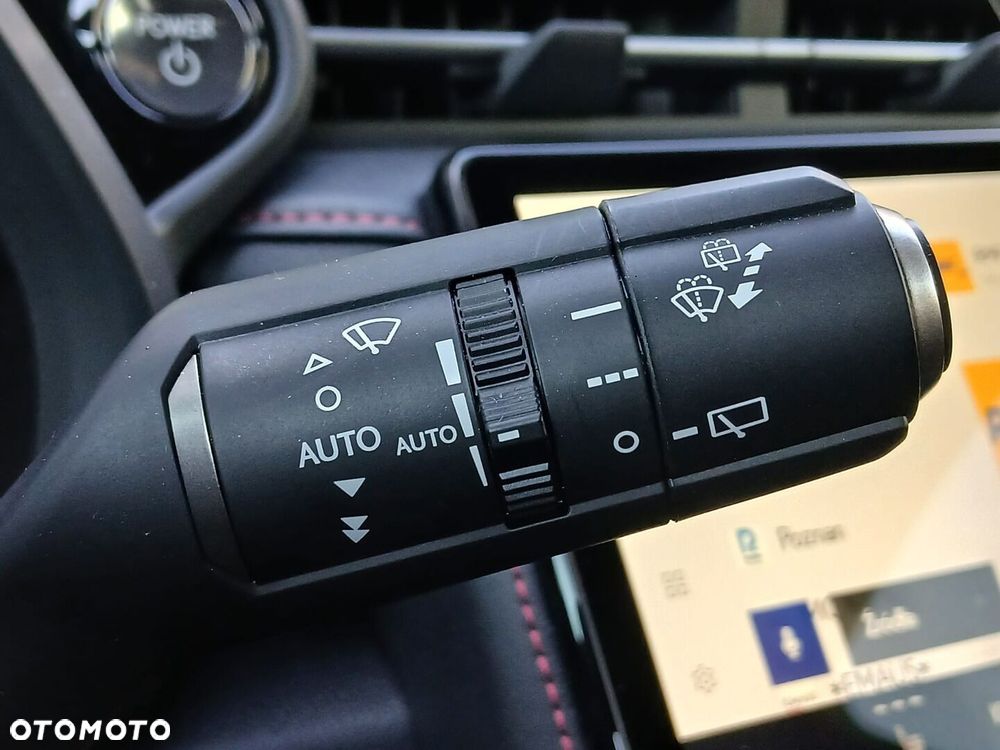 Lexus LBX 1.5 Hybrid Emotion - 34