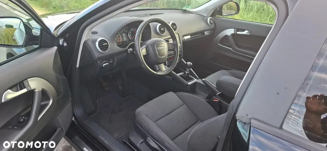 Audi A3 1.6 S Line Sportpaket plus - 7