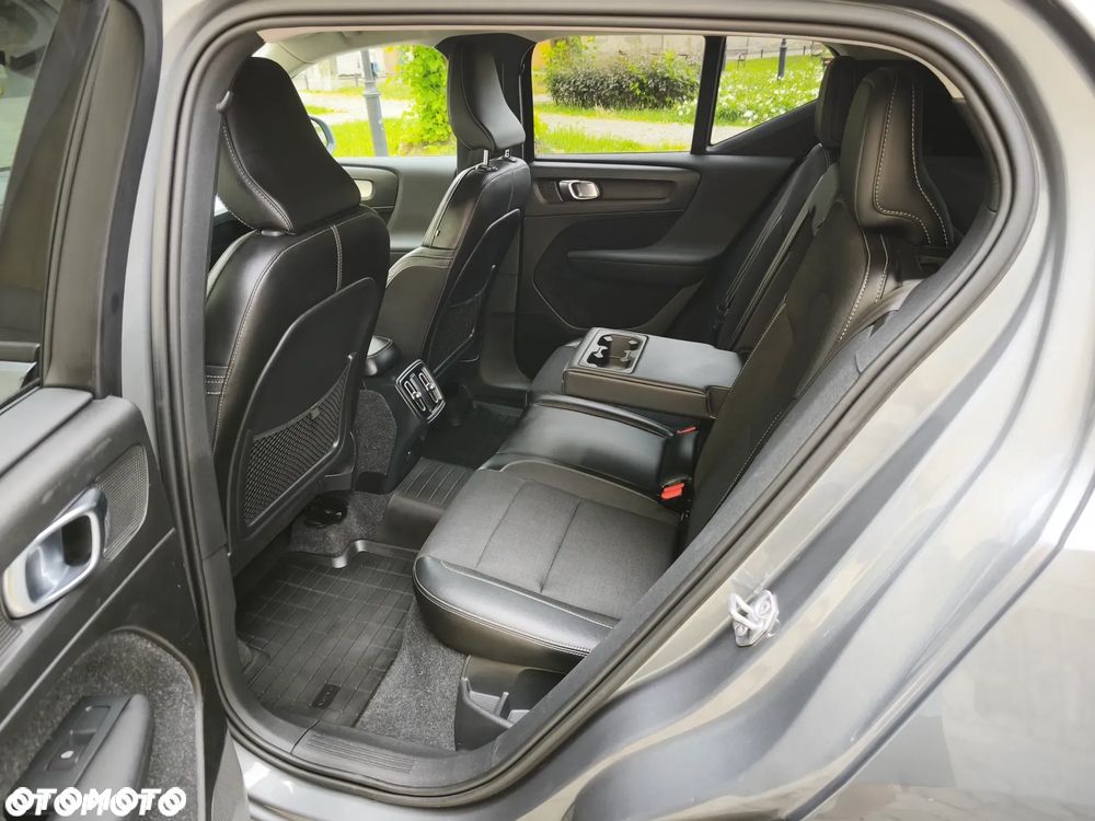 Volvo XC 40 D4 SCR AWD Inscription - 13