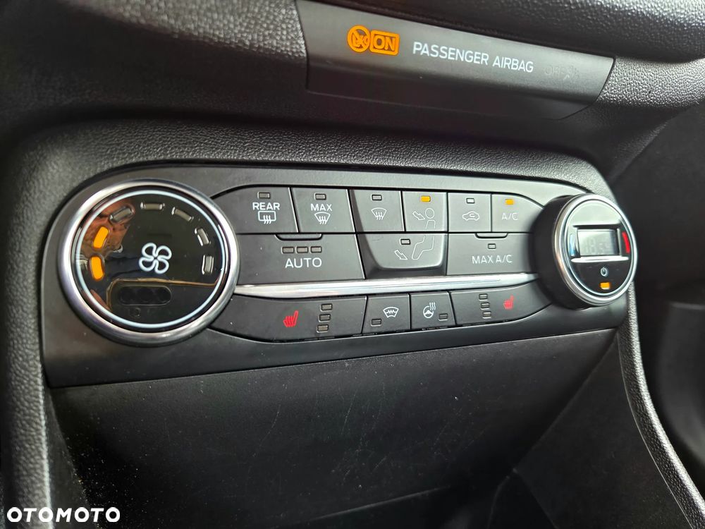 Ford Fiesta 1.0 EcoBoost Titanium ASS - 8
