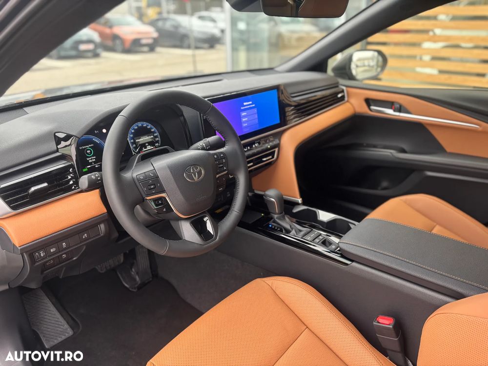 Toyota Camry 2.5 Exclusive - 11