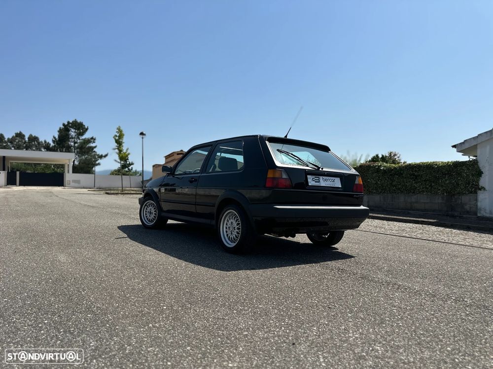 VW Golf 1.8 GTI 16V - 6