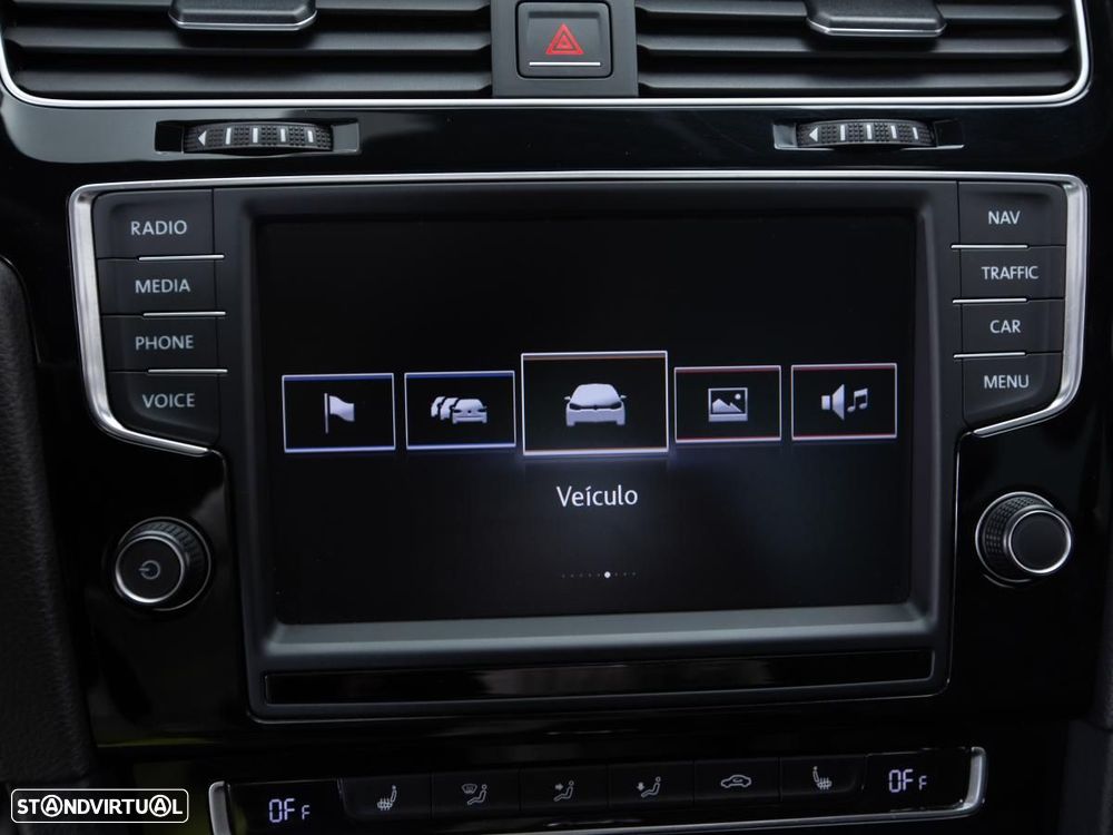 VW Golf 2.0 TSI R DSG - 31