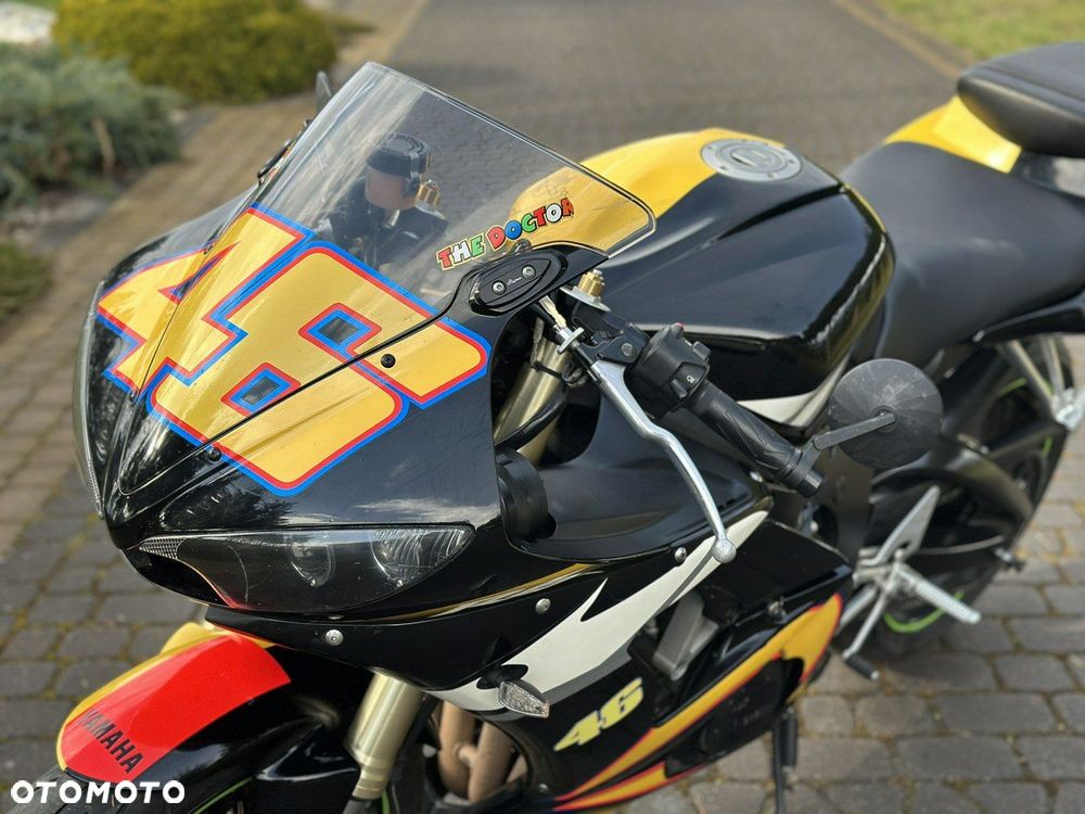 Yamaha R6 - 8